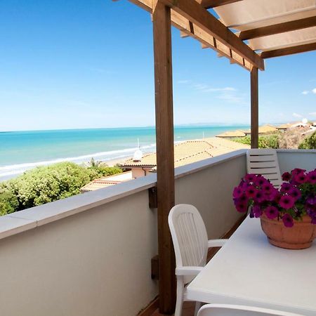 Residence Villa Clara San Vincenzo Buitenkant foto