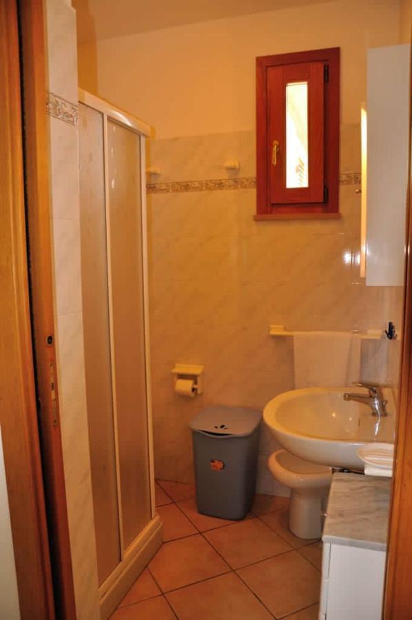 Residence Villa Clara San Vincenzo Buitenkant foto