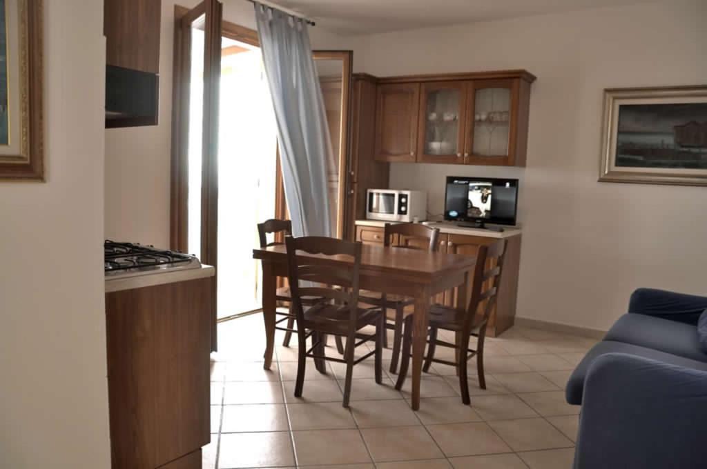 Residence Villa Clara San Vincenzo Buitenkant foto