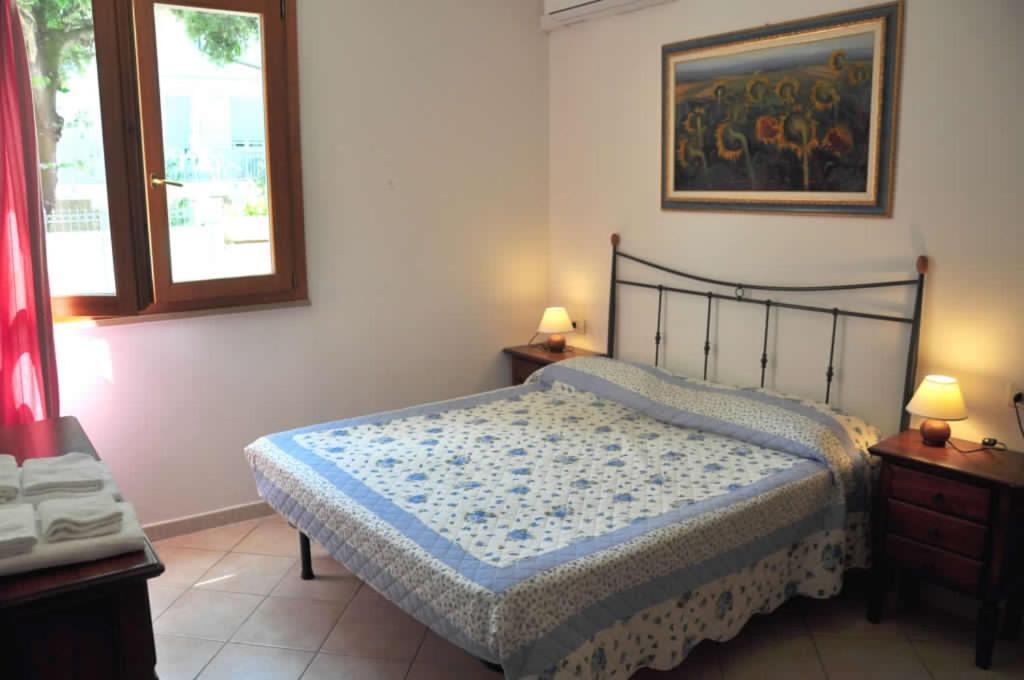 Residence Villa Clara San Vincenzo Buitenkant foto