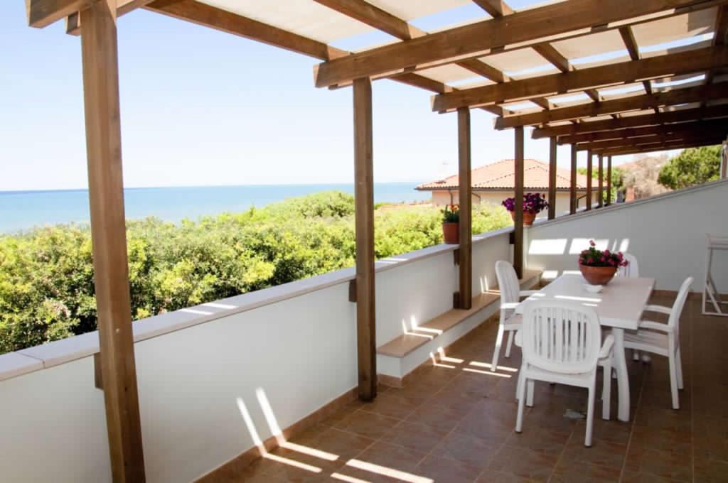 Residence Villa Clara San Vincenzo Buitenkant foto