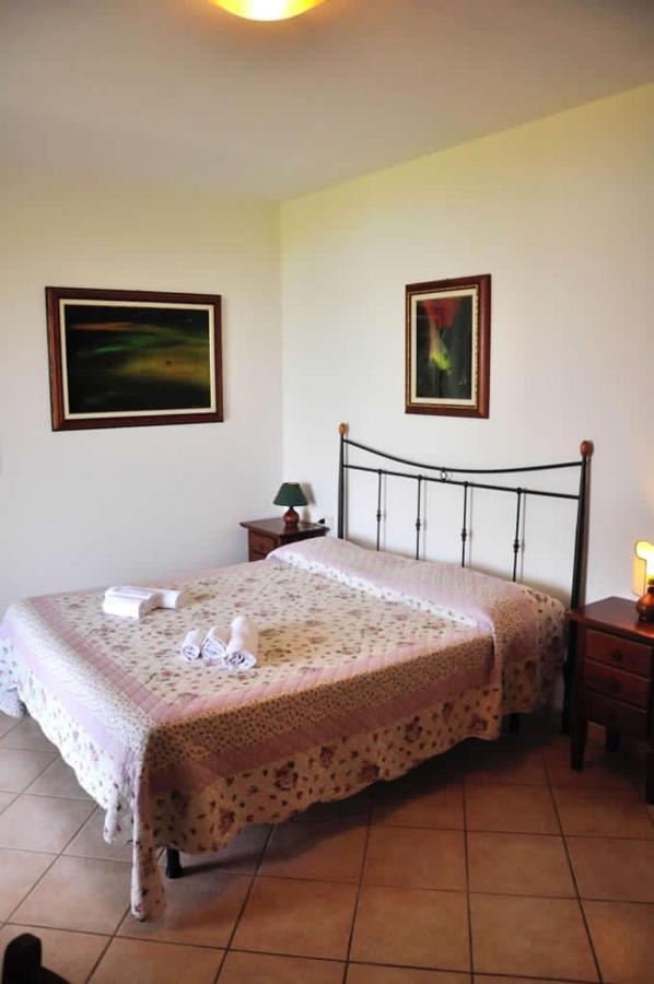 Residence Villa Clara San Vincenzo Buitenkant foto