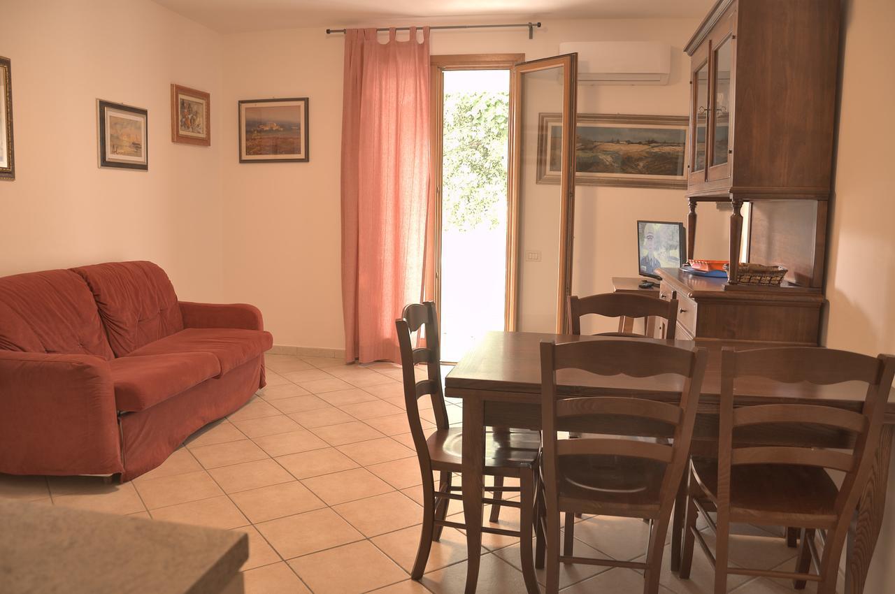 Residence Villa Clara San Vincenzo Buitenkant foto
